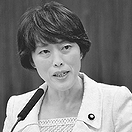 質問する田村智子議員＝１６日、参院文科委